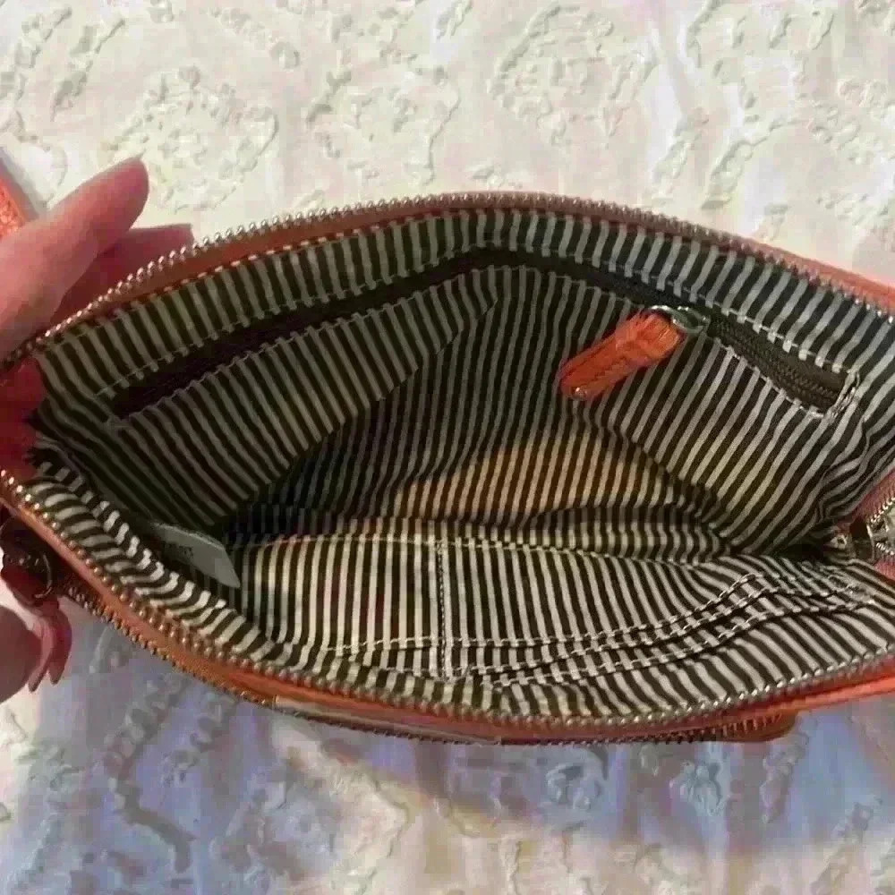 Nine West coral wristlet with silver hardware - Picture 3 of 5